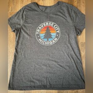 Traverse City Ladies cut tee size M